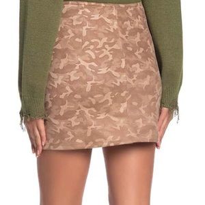 Camouflage Zip Up Skirt